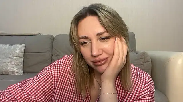 VickyLove047 online show from 11.15.25