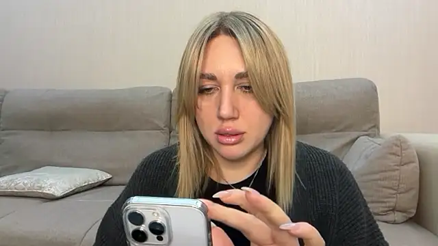 VickyLove047 online show from 12.19.25