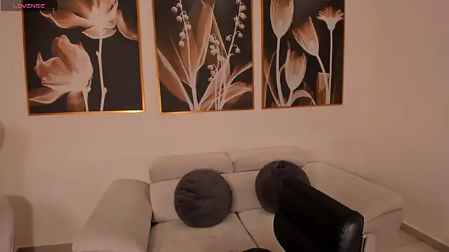 Snapshot of FernandaX1 chatting on 11.07.25 FernandaX1 online show from 11.07.25