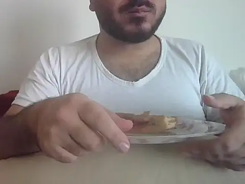 Snapshot of UrfavSlaveBitch chatting on 01.16.26 UrfavSlaveBitch online show from 01.16.26