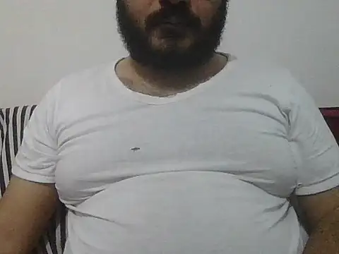 Snapshot of UrfavSlaveBitch chatting on 03.04.26 UrfavSlaveBitch online show from 03.04.26