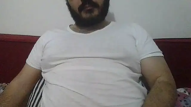 Snapshot of UrfavSlaveBitch chatting on 03.27.26 UrfavSlaveBitch online show from 03.27.26