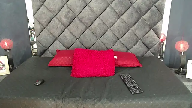 Snapshot of Allison_Dubois chatting on 01.07.25 Allison Dubois online show from 01.07.25