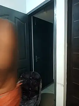 Snapshot of johnsinsexy chatting on 11.03.25 johnsinsexy online show from 11.03.25