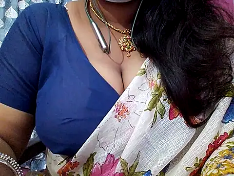 Snapshot of Tamilsathya2024 chatting on 03.11.25 Tamilsathya2024 online show from 03.11.25