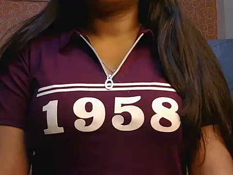 hot  surbhi online show from 03.27.26