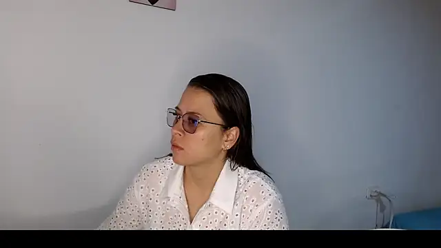 Snapshot of Paloma_Desire chatting on 11.07.25 Paloma Desire online show from 11.07.25