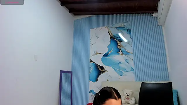 Snapshot of Danniela18_ chatting on 03.03.25 Danniela18 online show from 03.03.25