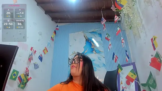 Danniela18  online show from 07.31.26