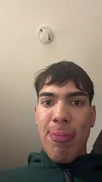 snakeeboy online show from 03.10.26