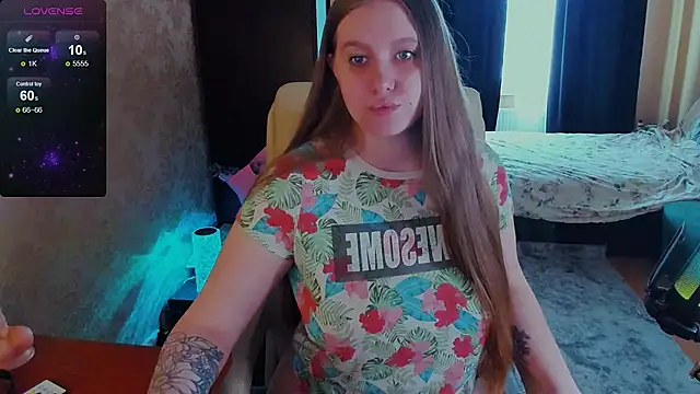 Snapshot of Alice_Dreamgirl_ chatting on 02.18.25 Alice Dreamgirl  online show from 02.18.25