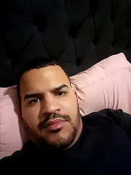 Snapshot of Latino2909 chatting on 01.04.25 Latino2909 online show from 01.04.25