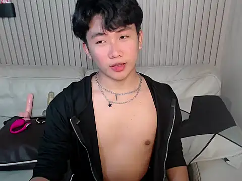 Snapshot of dangerzone0122 chatting on 01.11.26 dangerzone0122 online show from 01.11.26