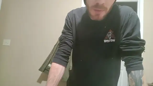 Huntzg23 online show from 01.19.26