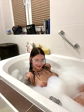 NikaCyberslut online show from 10.20.25