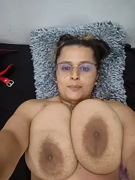 Miss balloonsmila online show from 01.14.25