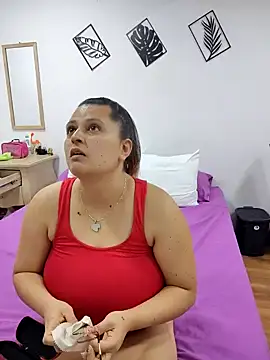 Miss balloonsmila online show from 02.13.25