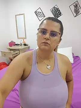 Miss balloonsmila online show from 02.17.25