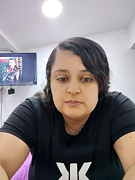 Miss balloonsmila online show from 11.24.25