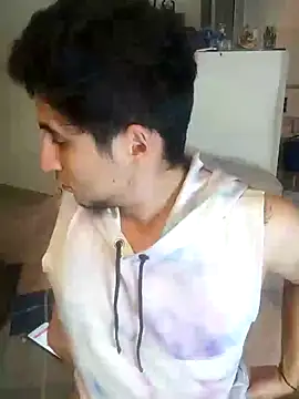 Snapshot of GamerQuinn chatting on 01.04.25 GamerQuinn online show from 01.04.25