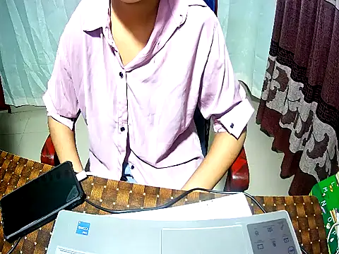 Snapshot of jesi-32 chatting on 11.29.25 jesi-32 online show from 11.29.25