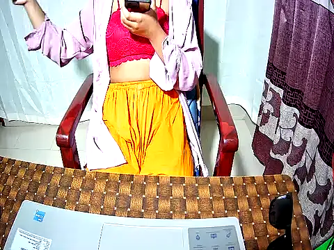 Snapshot of jesi-32 chatting on 11.30.25 jesi-32 online show from 11.30.25