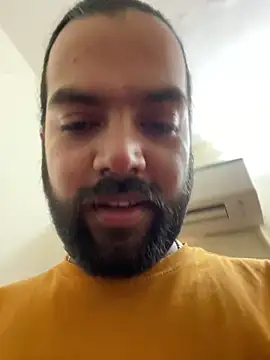 Snapshot of Arsh_Loves_Luv chatting on 12.18.24 Arsh Loves Luv online show from 12.18.24