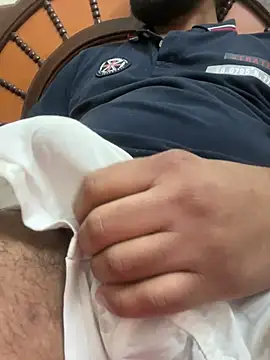 Snapshot of Arsh_Loves_Luv chatting on 12.20.24 Arsh Loves Luv online show from 12.20.24