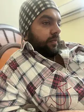 Snapshot of Arsh_Loves_Luv chatting on 01.05.25 Arsh Loves Luv online show from 01.05.25