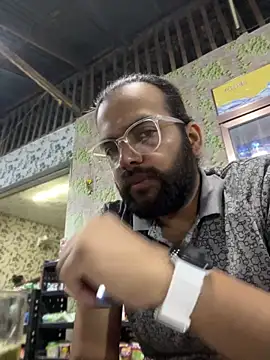 Snapshot of Arsh_Loves_Luv chatting on 01.21.25 Arsh Loves Luv online show from 01.21.25