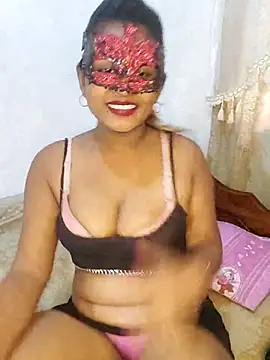 Snapshot of blackrose02 chatting on 03.08.25 blackrose02 online show from 03.08.25