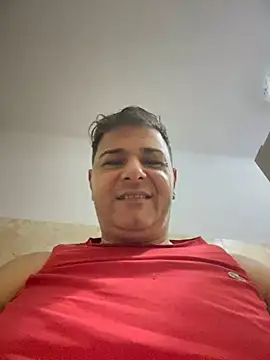 SecretlyDD online show from 02.12.25