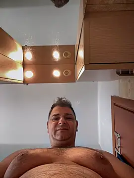 SecretlyDD online show from 02.15.25