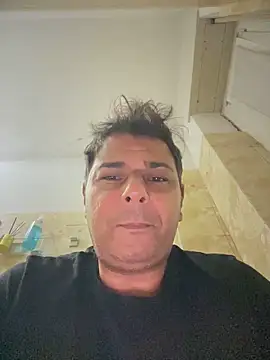 SecretlyDD online show from 03.18.25