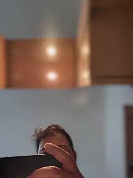 SecretlyDD online show from 02.07.26