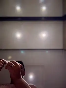 SecretlyDD online show from 03.18.26