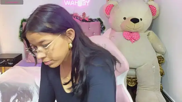 Emilly tay online show from 01.04.25