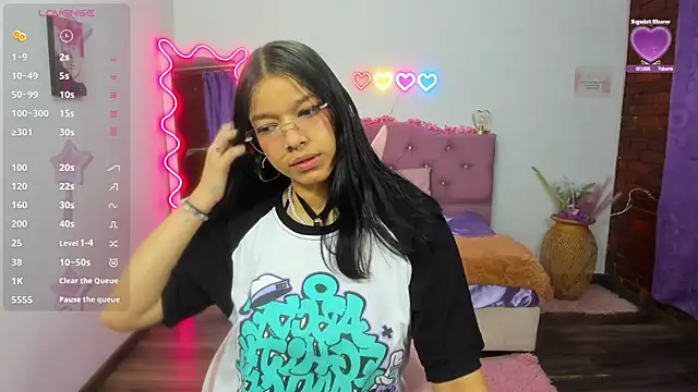 Emilly tay online show from 02.14.25