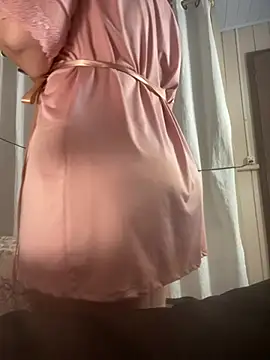 Snapshot of pAuLa_- chatting on 02.25.25 pAuLa - online show from 02.25.25