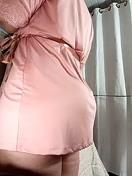 Snapshot of pAuLa_- chatting on 02.25.25 pAuLa - online show from 02.25.25