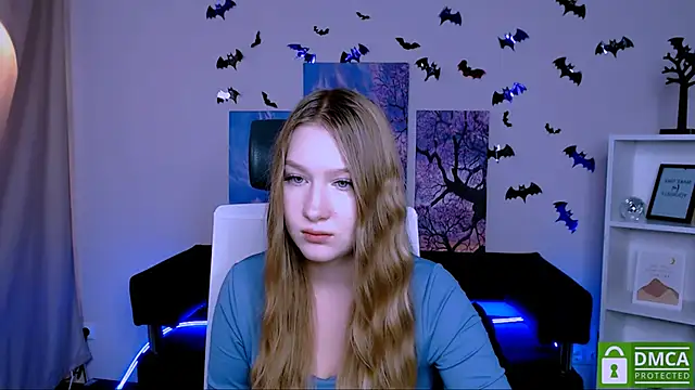 Snapshot of playful_sophie chatting on 12.27.24 playful sophie online show from 12.27.24