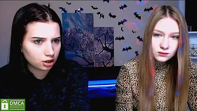 Snapshot of playful_sophie chatting on 01.03.25 playful sophie online show from 01.03.25