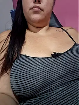 Paolaa hoot online show from 03.13.25