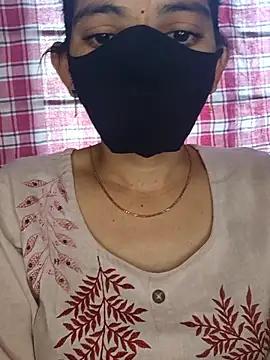 Snapshot of Telugu_Cute_Angel chatting on 12.17.25 Telugu Cute Angel online show from 12.17.25