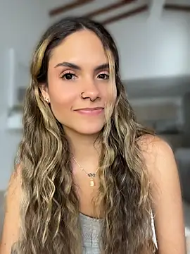 Snapshot of Gaby_Ferrer chatting on 06.25.26 Gaby Ferrer online show from 06.25.26