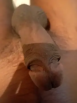 Snapshot of tharu111111 chatting on 01.19.25 tharu111111 online show from 01.19.25