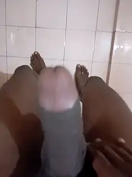 Snapshot of tharu111111 chatting on 01.19.25 tharu111111 online show from 01.19.25