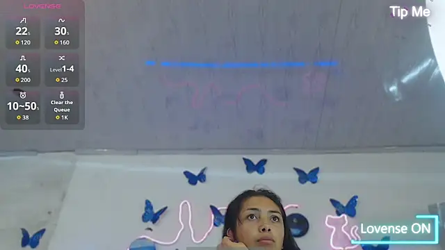 Roxan Fox- online show from 09.26.25