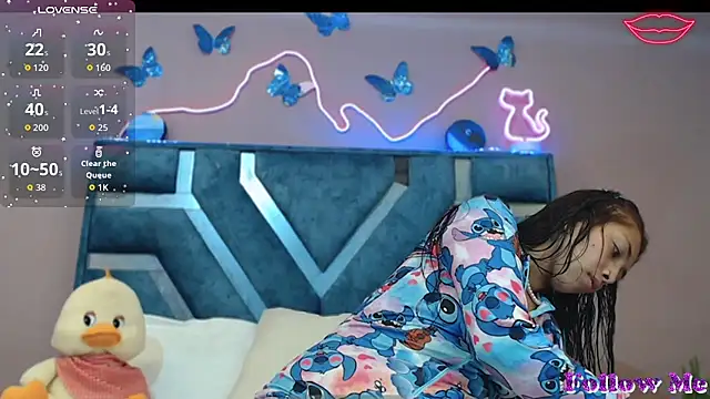 Roxan Fox- online show from 03.10.26