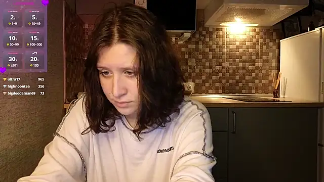 Snapshot of whatamarrie chatting on 01.27.25 whatamarrie online show from 01.27.25